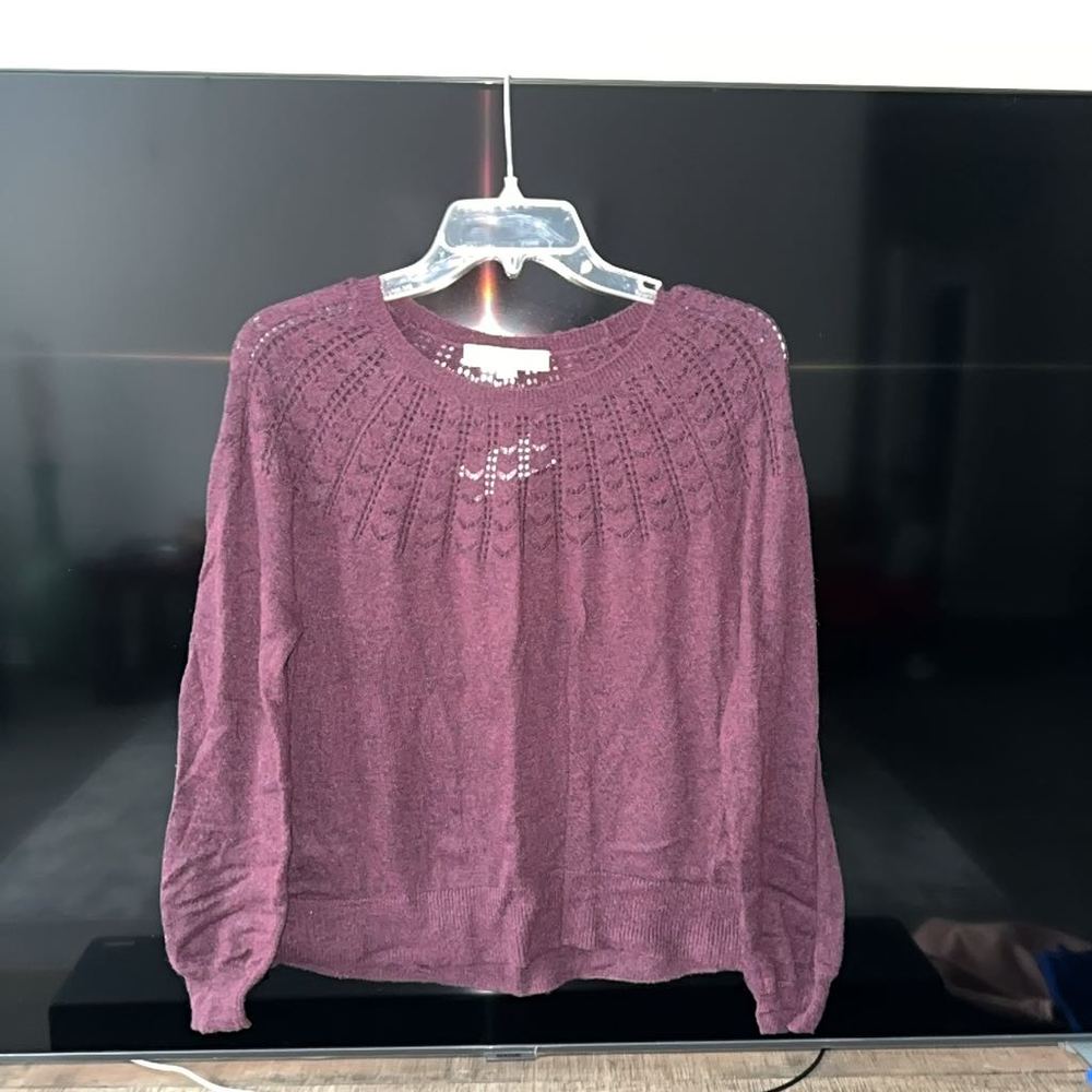 LOFT Cable Knit Sweater in Purple/Maroon size Medium NWT